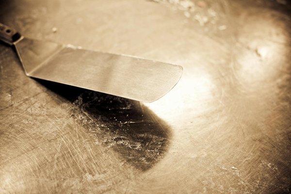 Choosing the Best Kitchen Wall Insulation: Enhance Comfort and Cut Down Cooking Frequency